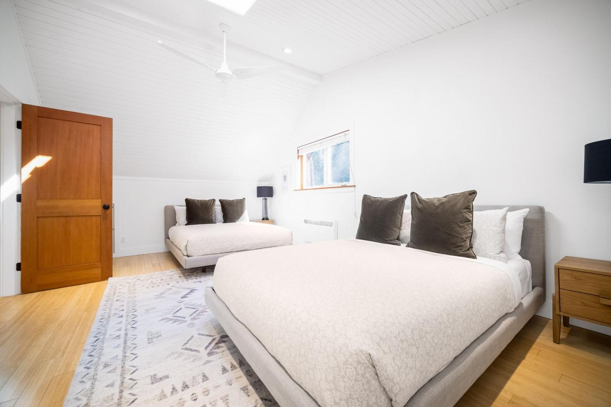 Sunwolf Riverside Cabins Brackendale Екстер'єр фото